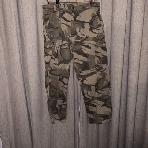 Wrangler 38x32 Wide‎ Leg Camo Cargo Pants